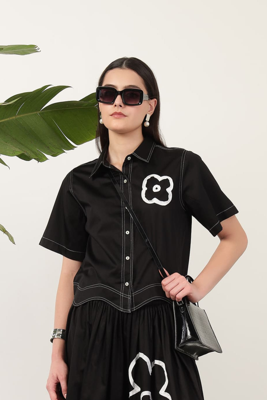 Capri Applique Shirt Black