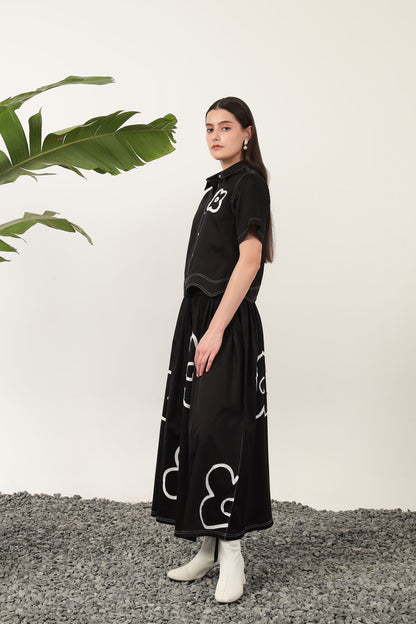 Capri Applique Shirt Black